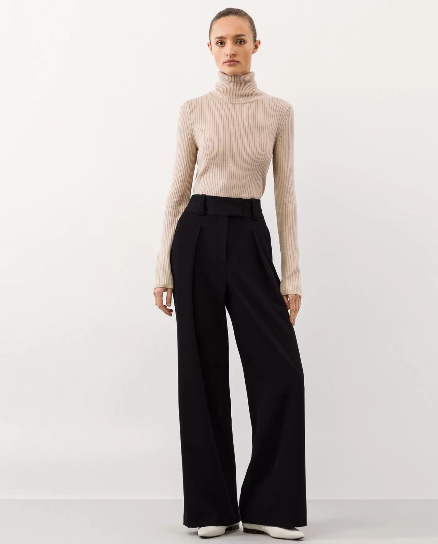 Trousers | IVY OAK Peony Rose Trouser