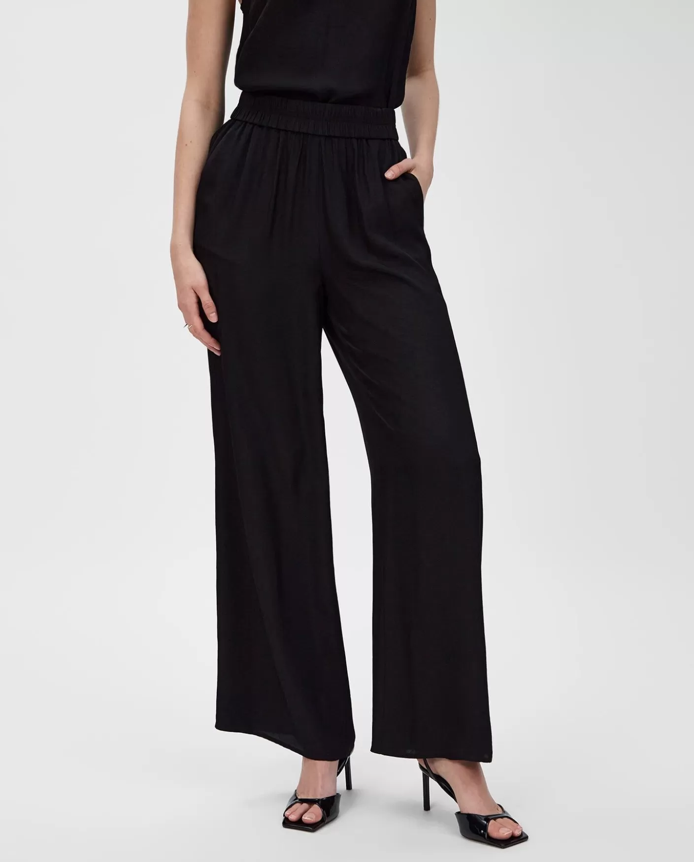 Trousers | IVY OAK Pia Rose Trouser